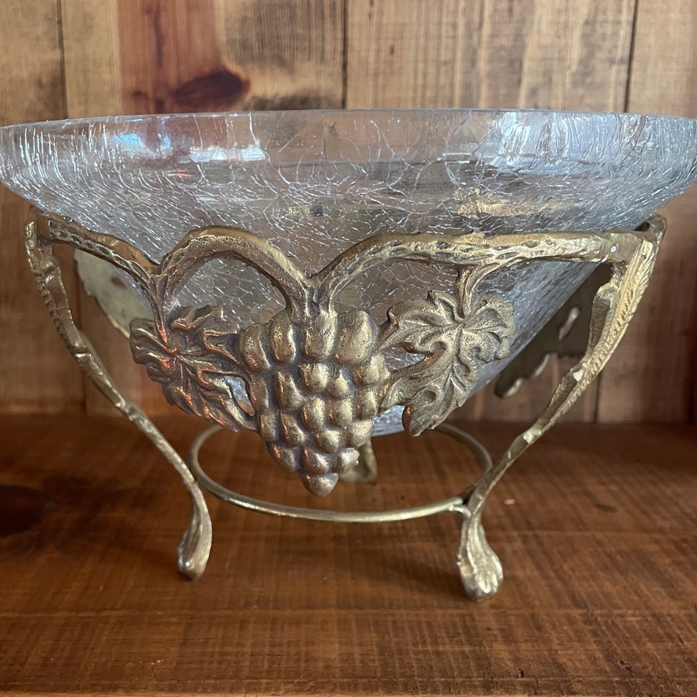 Clear Crackle Glass Centerpiece Bowl w/ Footed Brass Stand Grapes & Leaves MCM